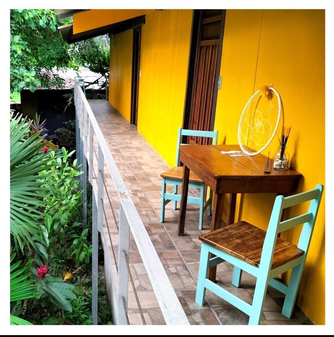 Cabinas Coconut Grove Puerto Viejo de Talamanca Exterior foto